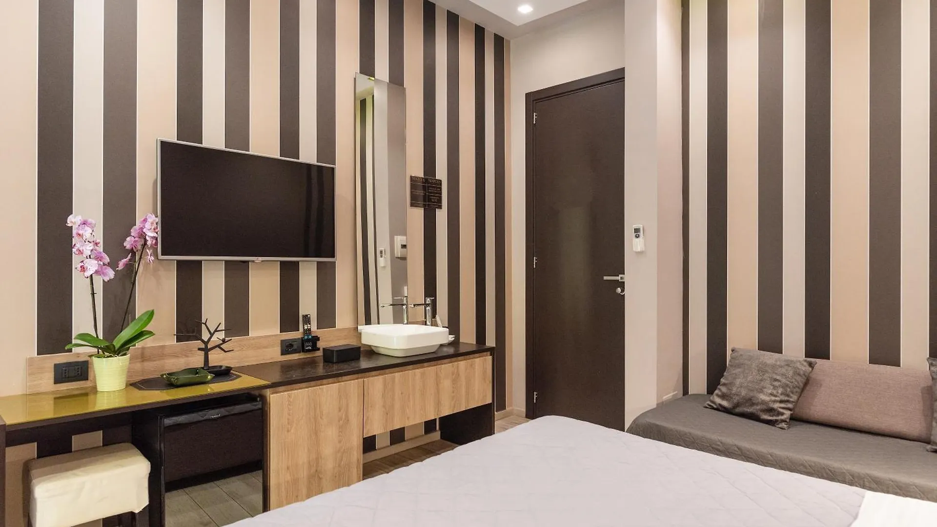 Neapolis Lifestyle Bed & Breakfast